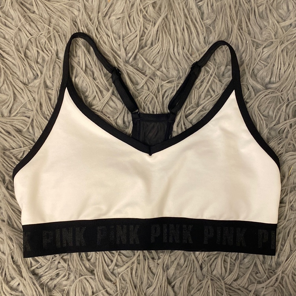 PINK VS Ultimate Lightly-Lined Sports Bra